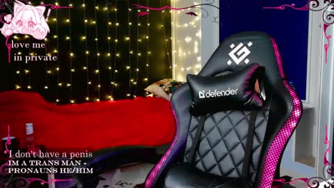 Honelints boyblonde hair AsterMIntfemboybrown hair online show from March 3, 4:35 pm