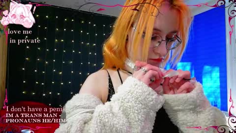 Honelints boyblonde hair AsterMIntfemboybrown hair online show from March 8, 11:27 am