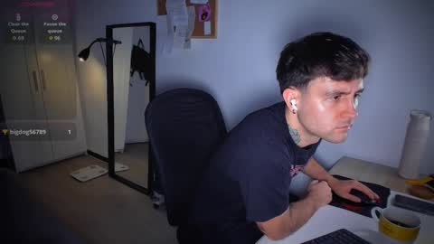 Andrew online show from February 11, 8:30 am