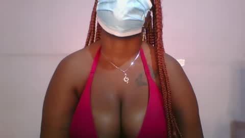 honey_beb online show from September 18, 2:57 am