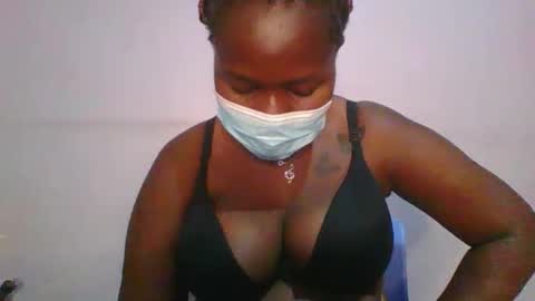 honey_beb online show from September 21, 4:36 am