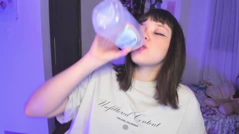 Lau online show from December 22, 2:39 am