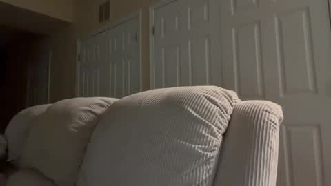 honey_man14 online show from December 10, 8:19 am