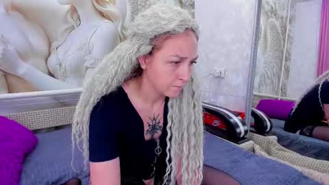 CHRISTIE and HERALD online show from January 13, 11:26 am