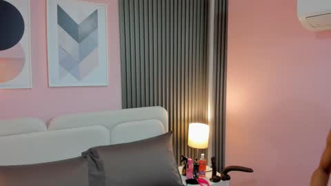 honey_sofii_ online show from October 3, 11:18 am