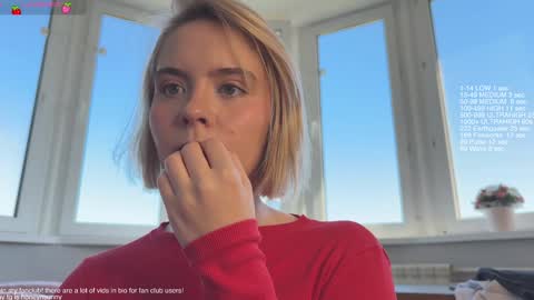 Snapshot of honey_sunshine chatting on September 22, 8:16 am Jenyanew vid how I squirt in forest in bio online show from September 22, 8:16 am