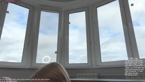 Snapshot of honey_sunshine chatting on October 30, 9:22 am Jenyanew vid how I squirt in forest in bio online show from October 30, 9:22 am