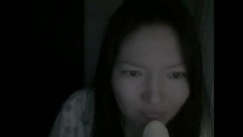 honey_yuzu online show from November 9, 11:30 am