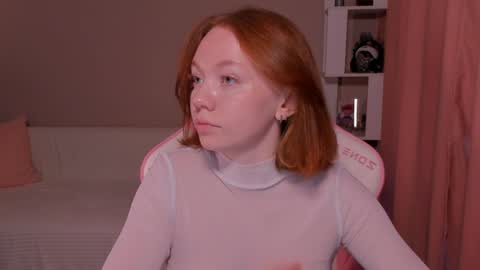 Snapshot of honeyautumn chatting on February 9, 3:11 am honeyautumn online show from February 9, 3:11 am