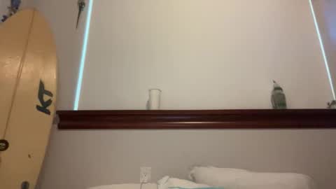 honeybun_z online show from December 14, 6:34 pm