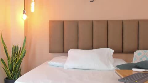 honeygray02 online show from November 5, 3:06 am