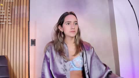 Sofia independent model online show from January 11, 11:23 am