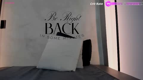 Sofia independent model online show from November 12, 11:21 am