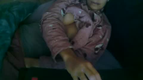 Sensimilla online show from December 18, 9:04 am