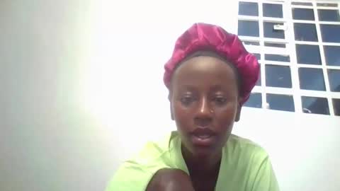 honeynyla online show from January 15, 8:12 pm