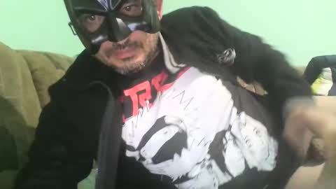 Snapshot of hootloove69 chatting on February 1, 12:40 am hootloove69 online show from February 1, 12:40 am