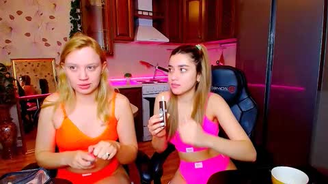 hope happyyy online show from September 29, 1:11 am