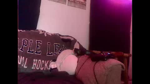 Snapshot of hopps28 chatting on February 3, 2:36 am hopps28 online show from February 3, 2:36 am