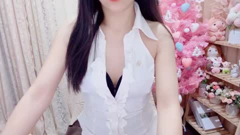 Rina online show from December 3, 1:42 pm