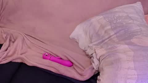 Roxy online show from January 27, 4:33 pm