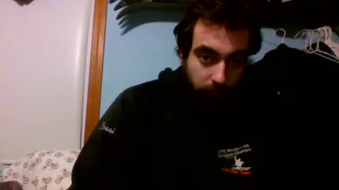 Snapshot of hornemike127 chatting on February 24, 3:33 am hornemike127 online show from February 24, 3:33 am