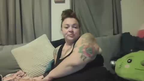 horneygirl88ddd online show from October 17, 4:48 am