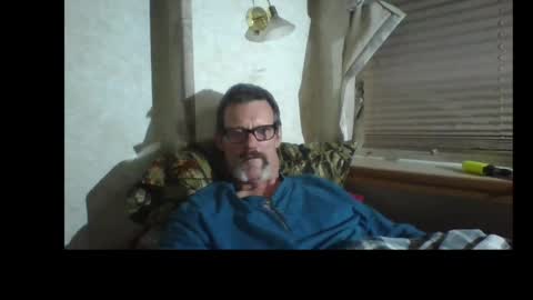 joey online show from April 12, 10:31 am
