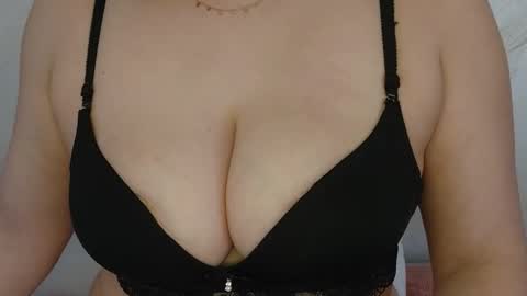 Snapshot of horny_emily1 chatting on October 11, 10:14 am call me emily online show from October 11, 10:14 am