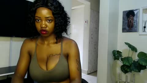 horny_princcess online show from January 24, 1:57 pm
