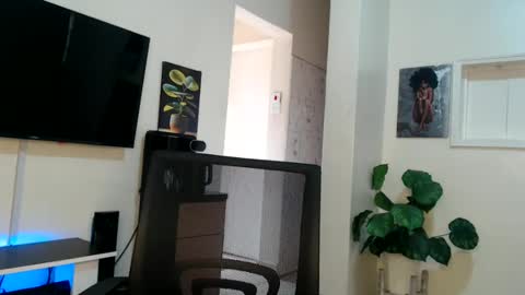 horny_princcess online show from February 1, 11:54 am