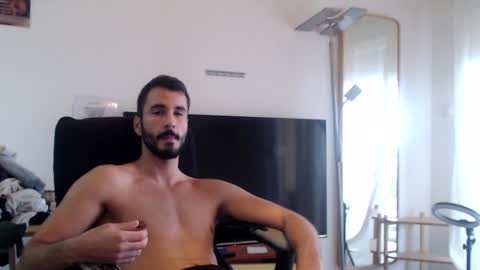 Snapshot of hornyasfuckk33 chatting on December 8, 12:41 pm hornyasfuckk33 online show from December 8, 12:41 pm