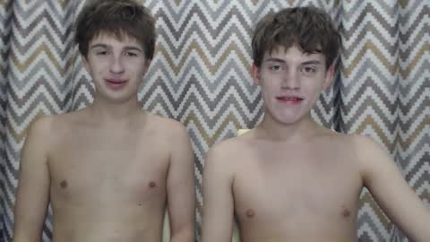 Snapshot of hornybadbunny chatting on November 25, 12:32 am Tony online show from November 25, 12:32 am