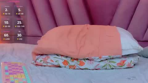 Khloe  online show from October 23, 12:32 am