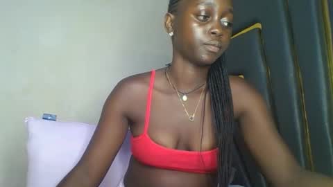 Bella online show from December 2, 3:40 pm