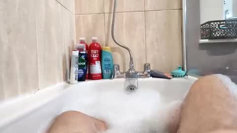 Snapshot of hornybiker1987 chatting on December 3, 9:02 pm hornybiker1987 online show from December 3, 9:02 pm