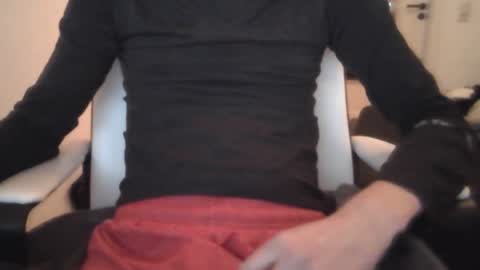 Snapshot of hornygermancollegeboy0 chatting on November 29, 3:26 pm hornygermancollegeboy0 online show from November 29, 3:26 pm