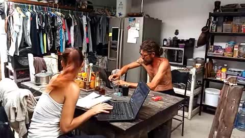 Snapshot of hornyhippies0080 chatting on October 27, 2:54 pm Nix D online show from October 27, 2:54 pm