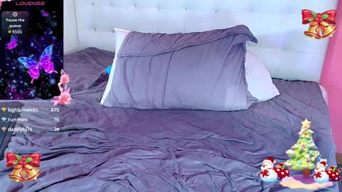 Snapshot of hornyhousekeeper_ chatting on December 31, 2:36 pm Valentina online show from December 31, 2:36 pm