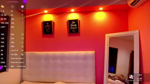 Snapshot of hornyhousekeeper_ chatting on February 4, 12:44 pm Valentina online show from February 4, 12:44 pm