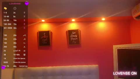 Snapshot of hornyhousekeeper_ chatting on March 6, 12:19 pm Valentina online show from March 6, 12:19 pm