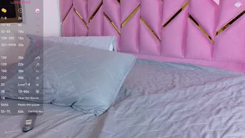 Snapshot of hornyhousekeeper_ chatting on September 14, 12:26 pm Valentina online show from September 14, 12:26 pm