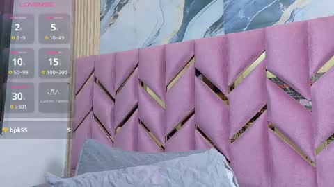 Snapshot of hornyhousekeeper_ chatting on October 8, 12:58 pm Valentina online show from October 8, 12:58 pm