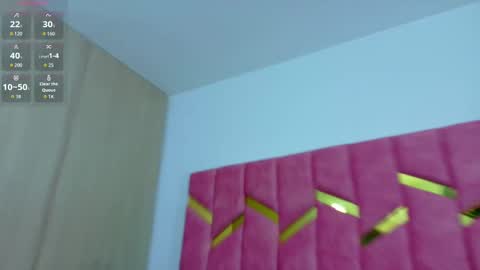 Snapshot of hornyhousekeeper_ chatting on November 15, 11:29 am Valentina online show from November 15, 11:29 am