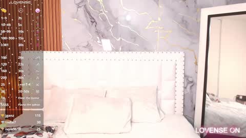 Snapshot of hornylatimommy chatting on January 7, 2:20 am Natasha online show from January 7, 2:20 am
