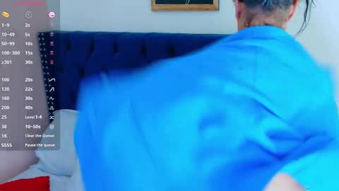 Snapshot of hornylatimommy chatting on September 26, 6:56 pm Natasha online show from September 26, 6:56 pm