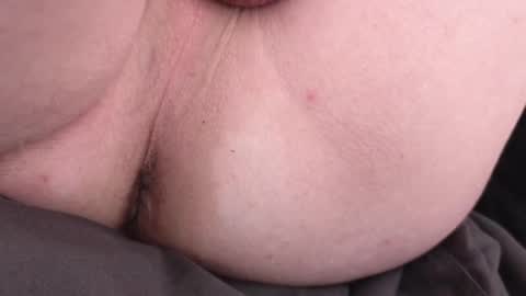 Snapshot of hornymilf39 chatting on February 7, 6:14 am HawkTuah online show from February 7, 6:14 am