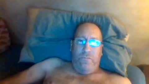 Snapshot of hornyrich6969 chatting on December 15, 9:57 am hornyrich6969 online show from December 15, 9:57 am