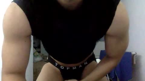 hornyspaniard93 online show from March 8, 12:08 am