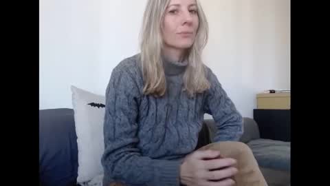 Snapshot of hornyssima chatting on December 26, 10:16 am Hornyssima online show from December 26, 10:16 am