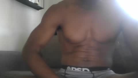 horse0688 online show from October 21, 5:35 pm